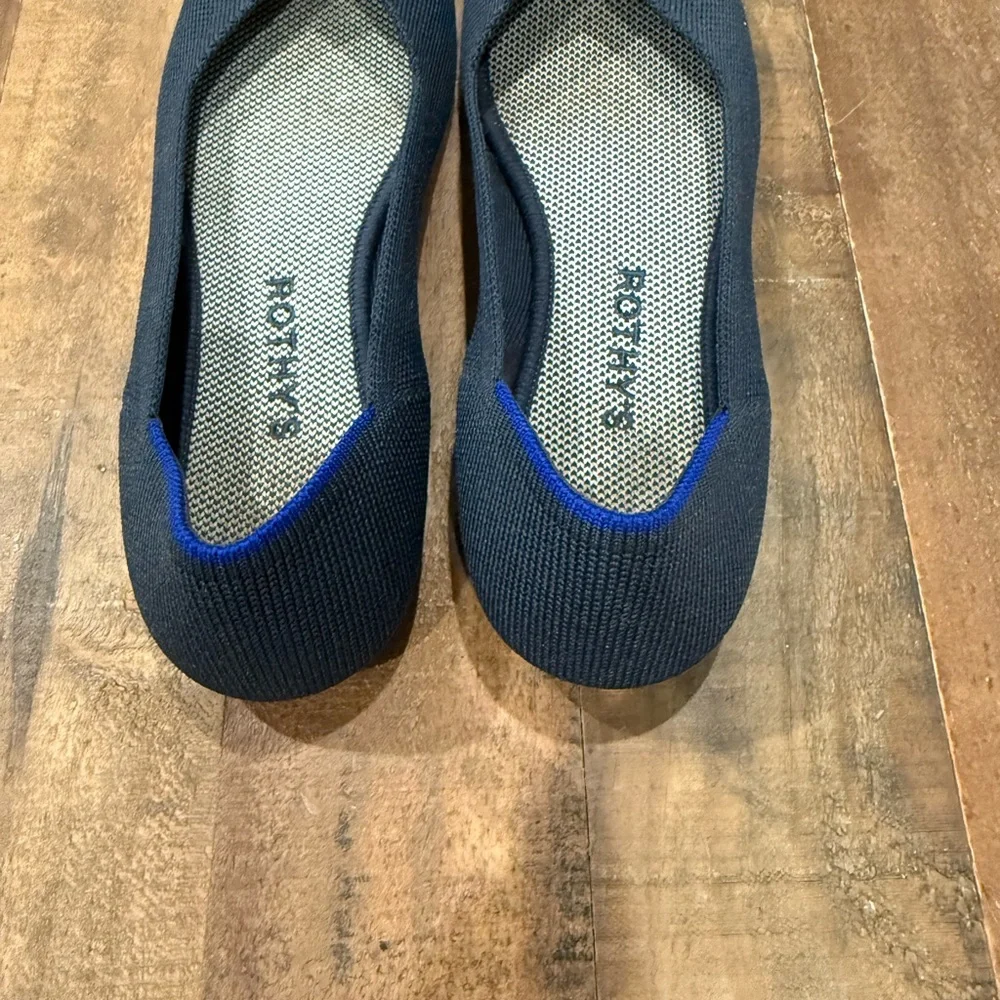 EUC Rothy's The Maritime Flat - Navy Blue | Size 7 - Picture 4 of 6